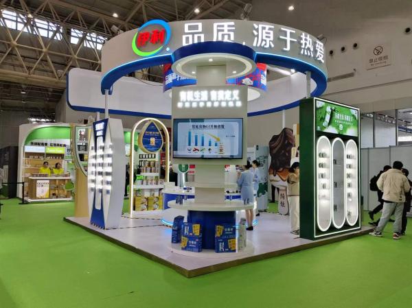 生活服務(wù)中的會(huì)議及展覽服務(wù) 連接、展示與創(chuàng)新的橋梁